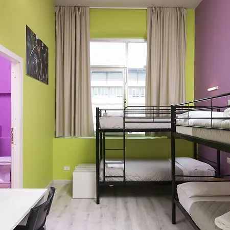 Wow Hostel